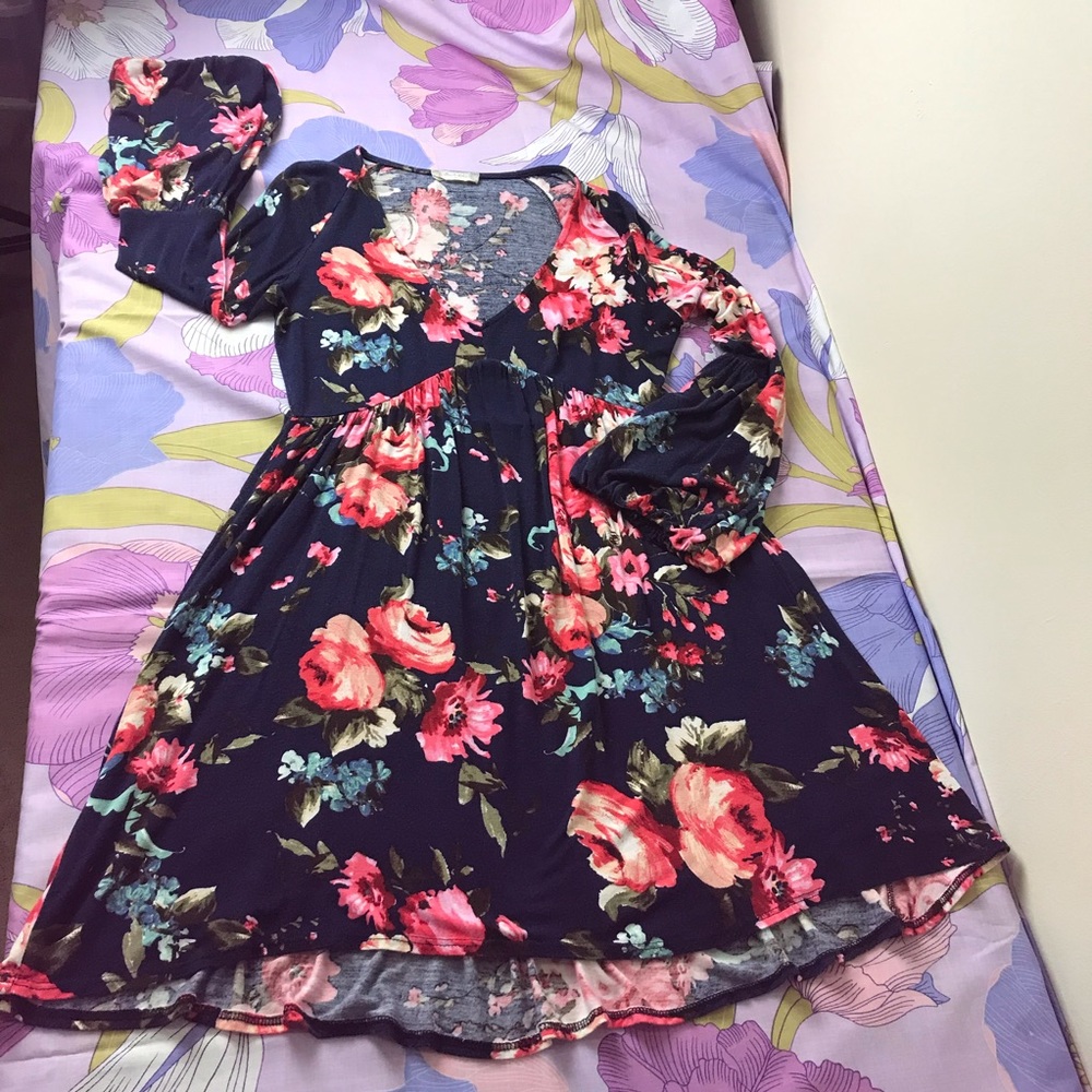 Altar’d State Casual Navy /Pink floral long  bells sleeves  Mini Dress S